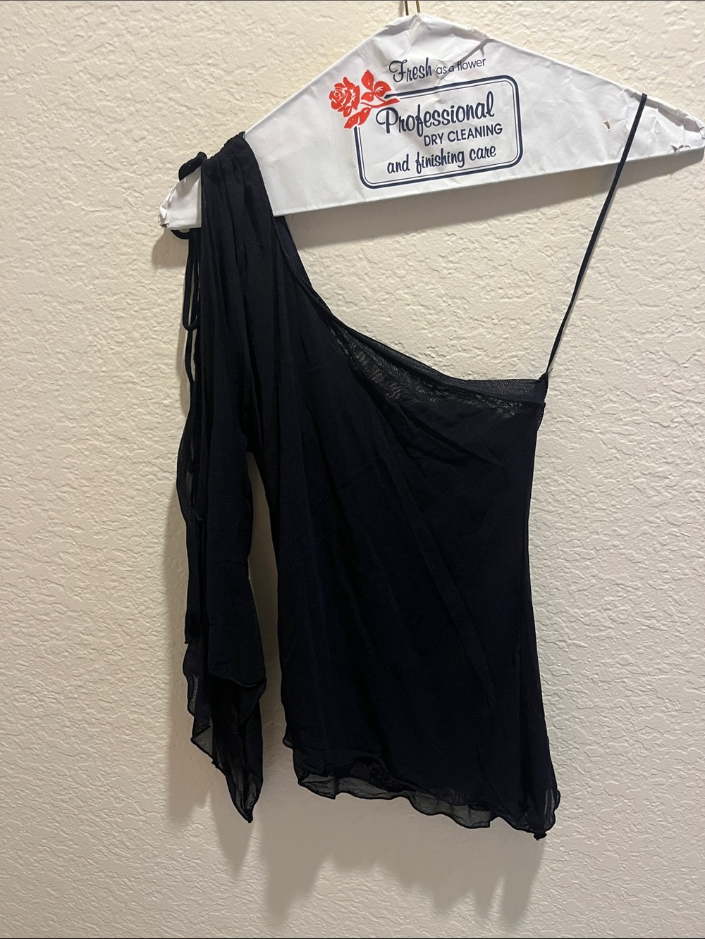 Guess Black Asymmetrical One-Shoulder Camisole with Draped Sleeve